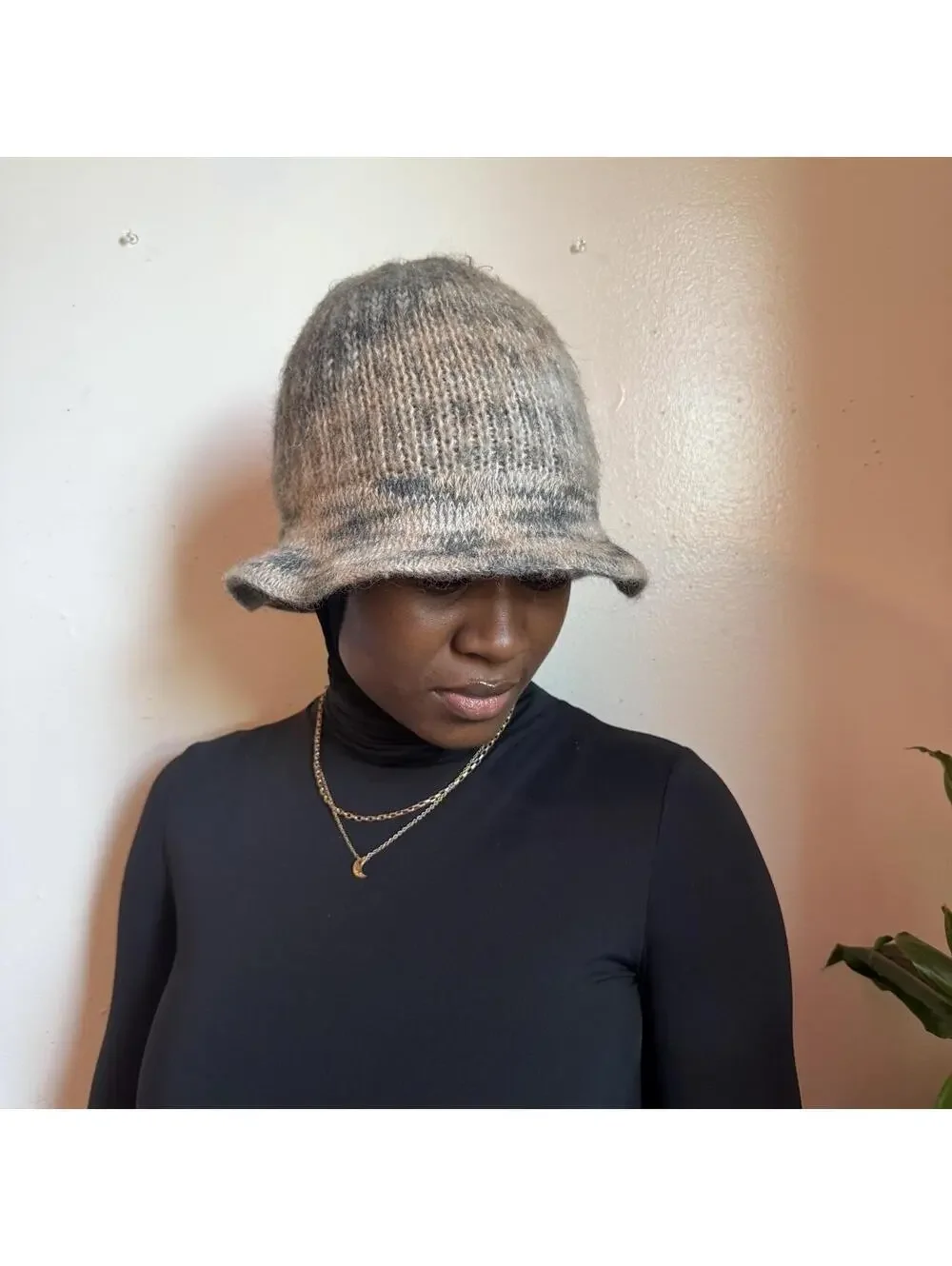 70s Grey Knit Bucket Hat Fuzzy Marled Wool 25